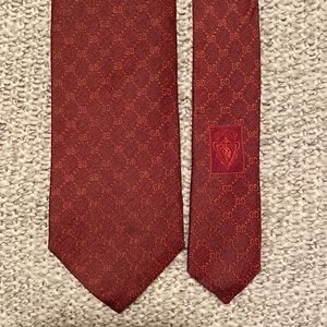 Gucci Red Standard Width Tie